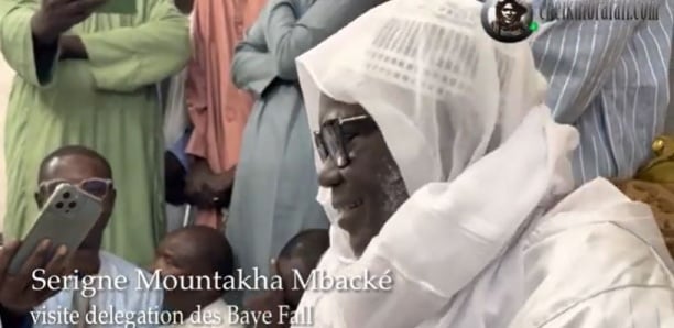 Lire la suite à propos de l’article Touba: Le Khalif interdit les activités politiques et délocalise les bureaux de vote hors de la Cité