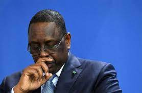 Lire la suite à propos de l’article Naufrage d’une pirogue au large de Dakar :  le tweet du Président Macky Sall