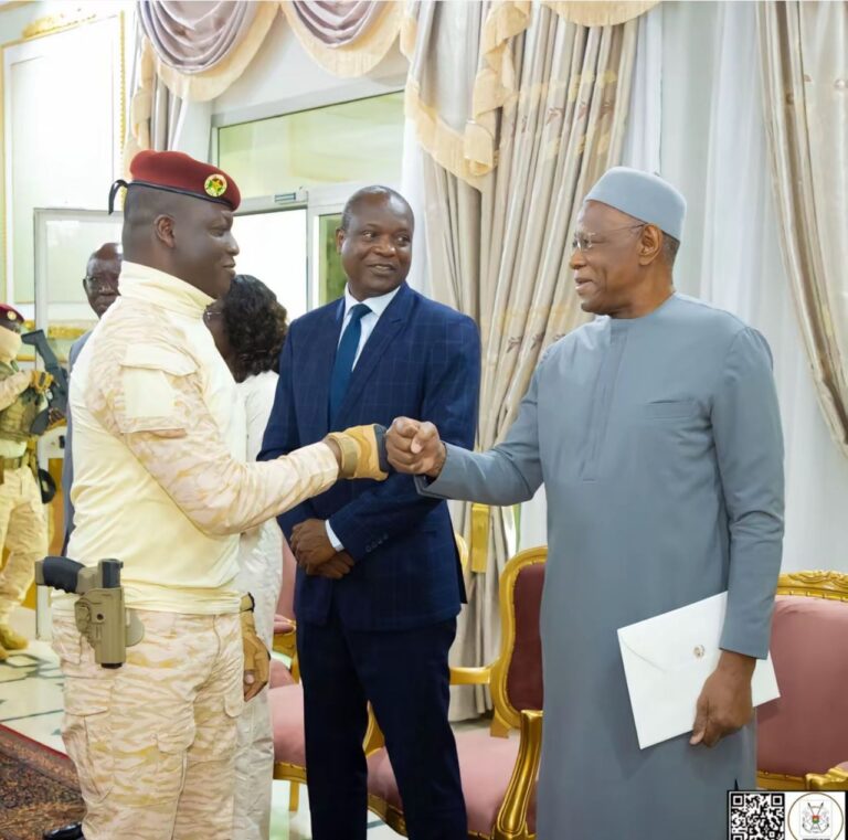 Lire la suite à propos de l’article Le Président du Faso, soutenu par l’êtat sénégalais